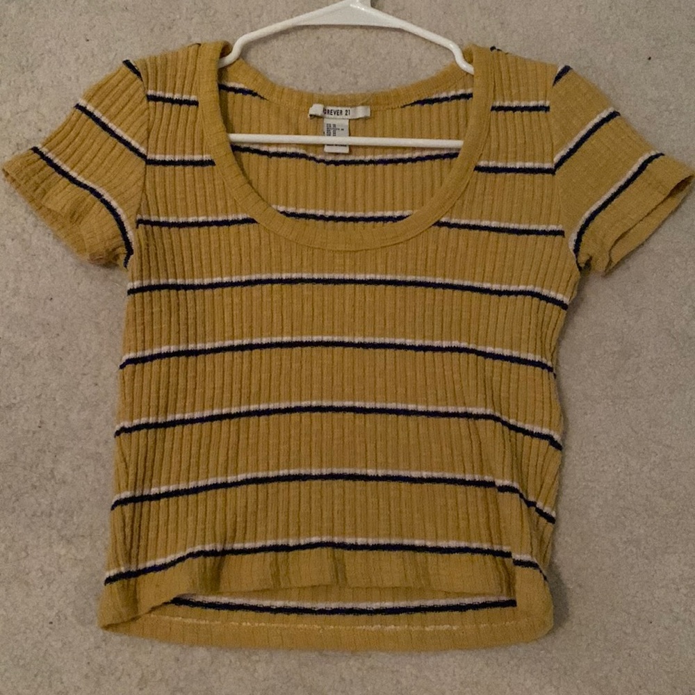 Forever 21 Crop top